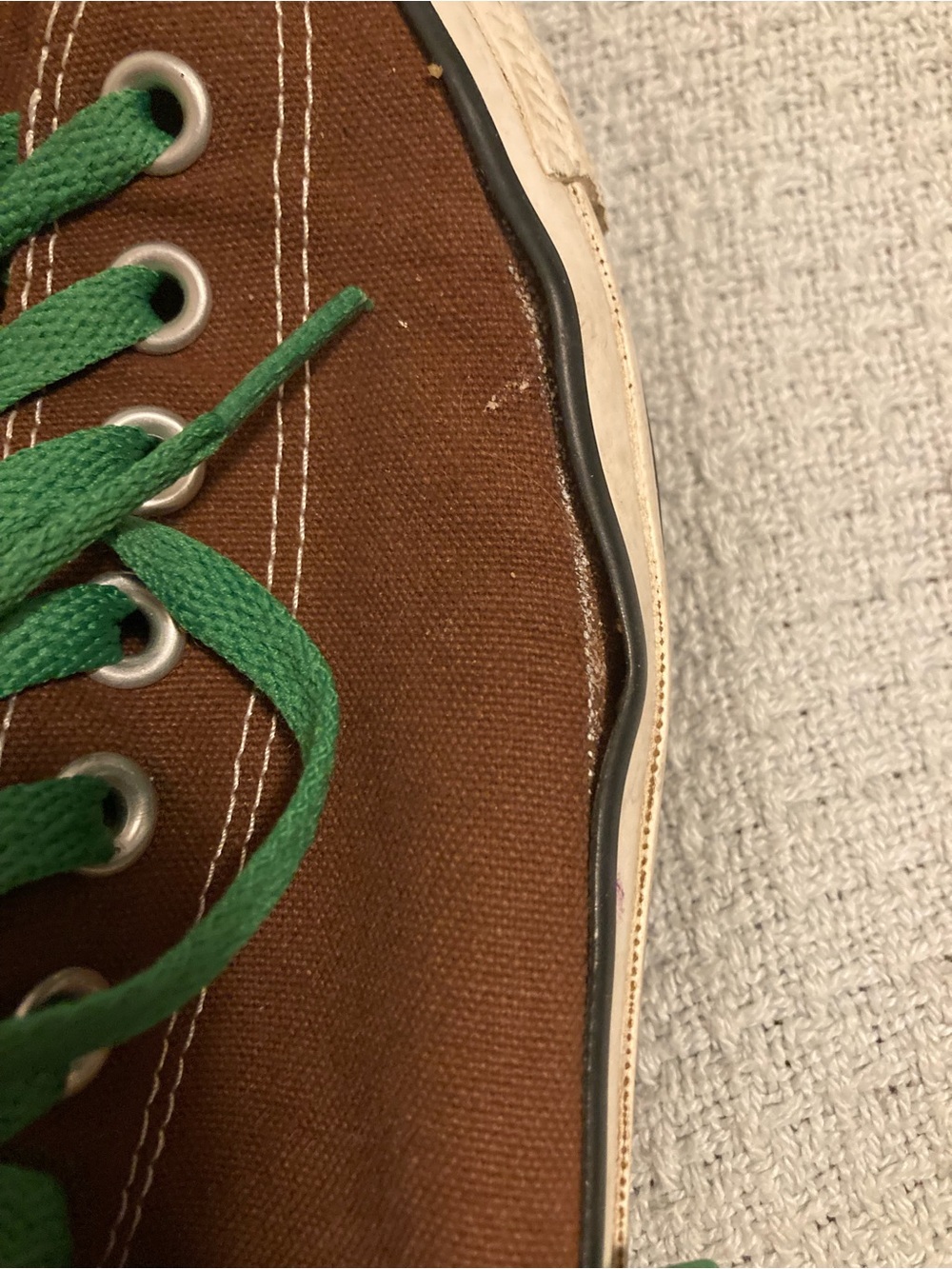 Converse Men's Low Top Canvas Sneakers in Brown with Green Laces - Picture 5 of 7